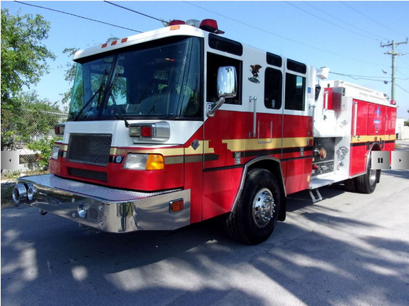 Camion Pompier TWH 1/50 Pierce Quantum – Kern County N°41